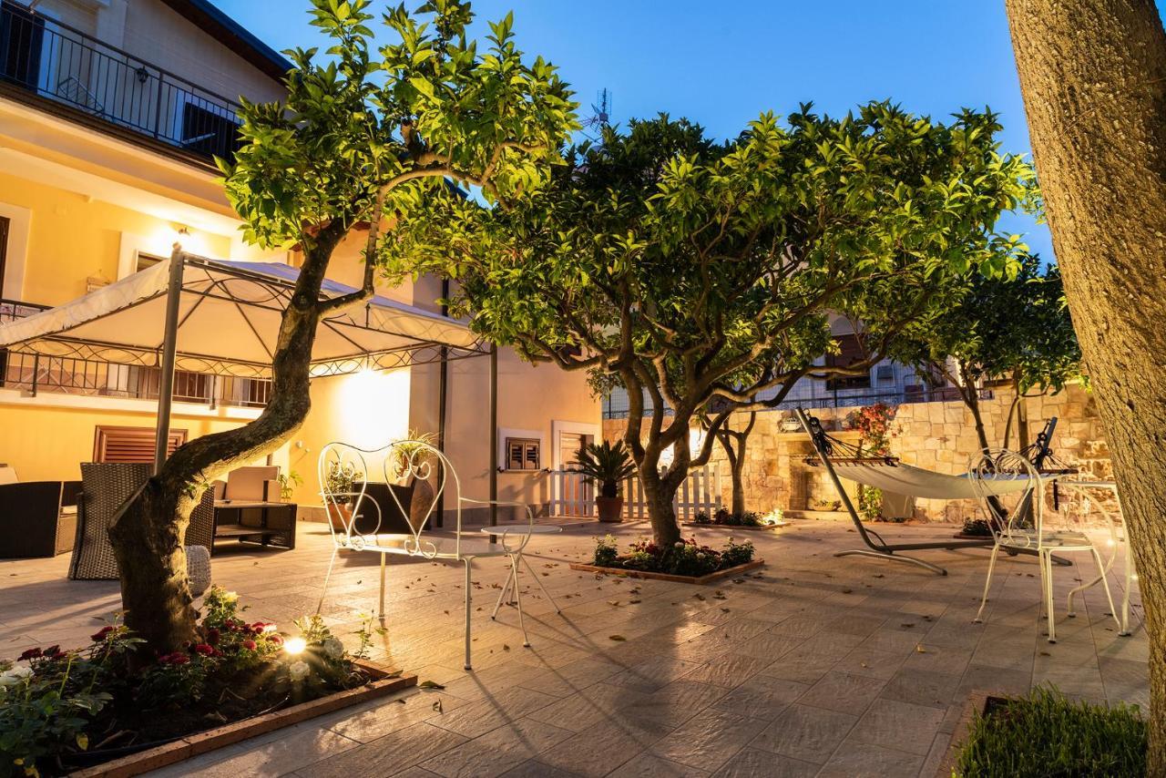 La Suite Sul Corso Santa Maria di Castellabate Exterior photo